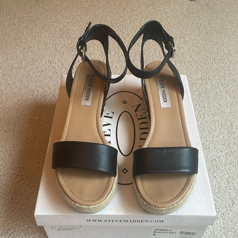 STEVE MADDEN Jewell black leather wedges